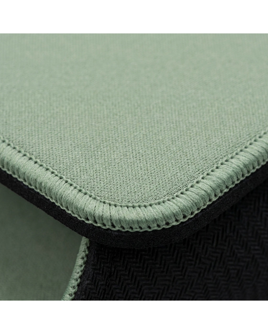 Soved Compact Mouse Pad 30 x 25 cm Sage Green Stitched Edge - Detail view